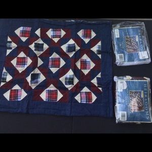 Se of 2 HEIRLOOM PILLOW SHAMS HANDCRAFTED 24 X 30 HAND PIECED QUILTED